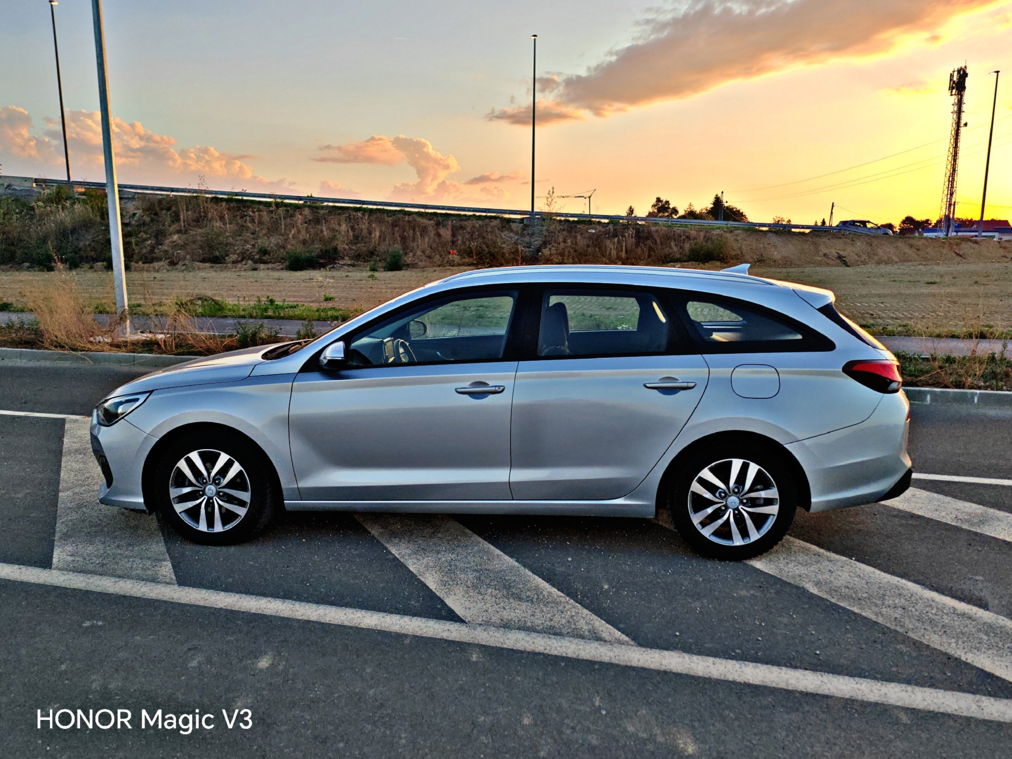 Hyundai i30 sw 1.6crdi 2019, fotografija 2