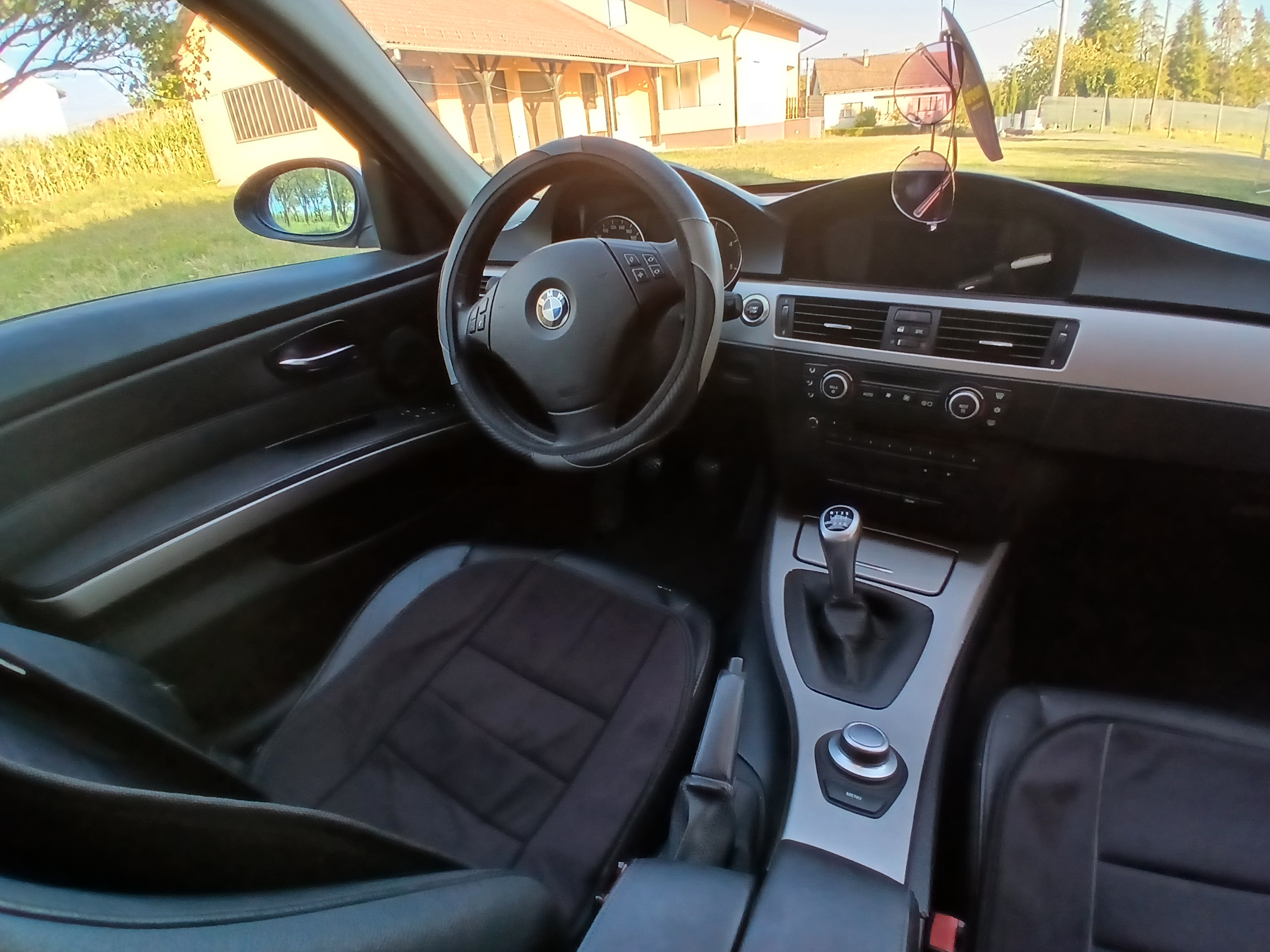 Bmw 318d Touring E91, fotografija 6