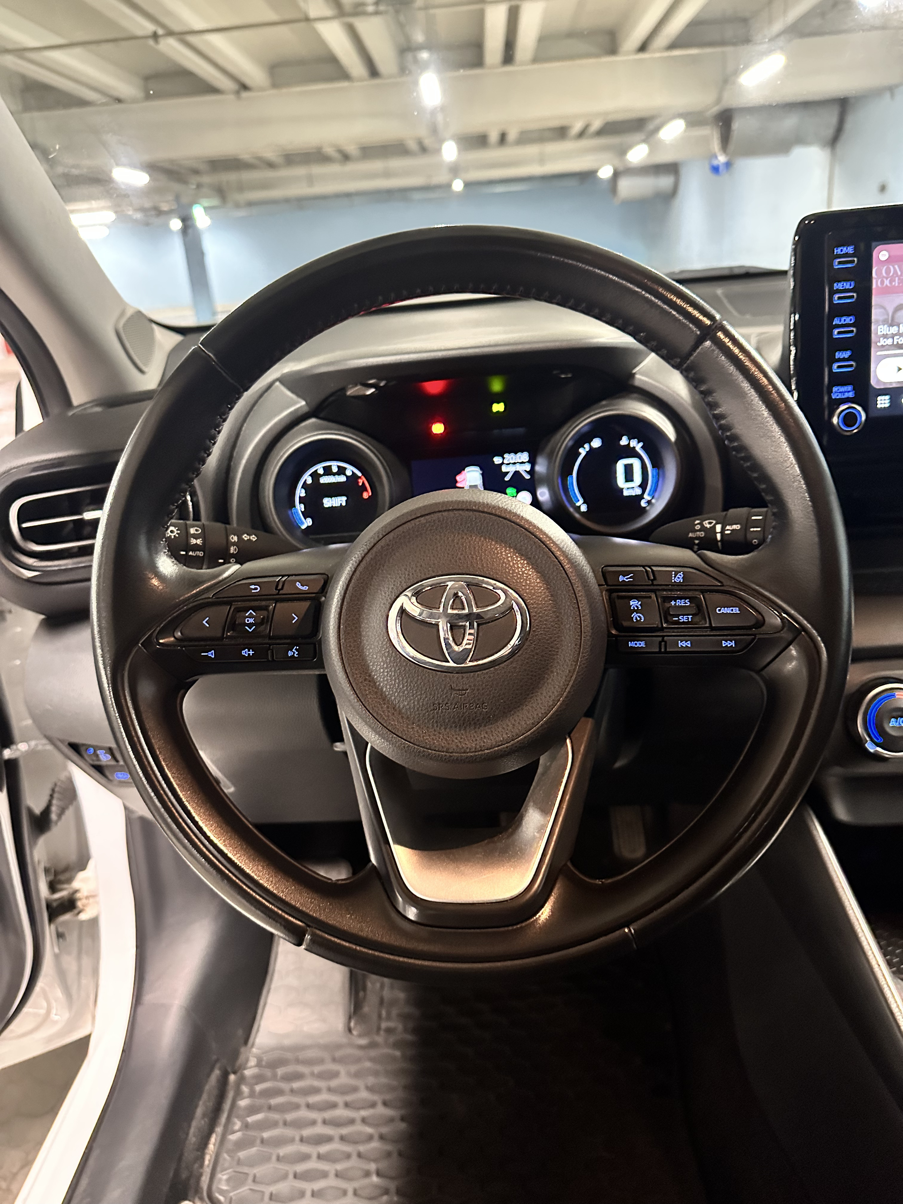 Toyota Yaris Sport 1.5, 2022., tvorničko jamstvo do 2032., Hr. auto, fotografija 13