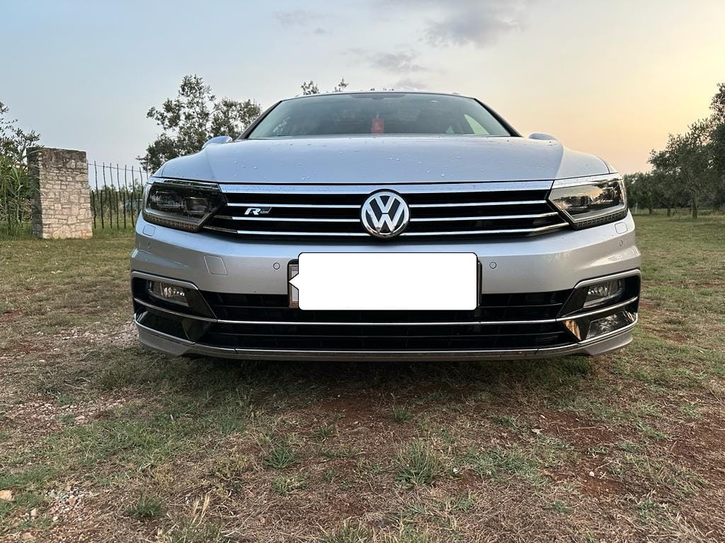VW PASSAT VARIANT B8 2.0 TDI, TOP STANJE I TOP OPREMA
