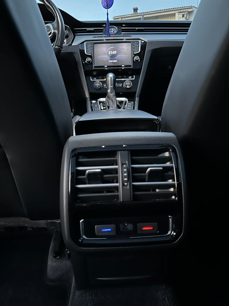 VW PASSAT VARIANT B8 2.0 TDI, TOP STANJE I TOP OPREMA, fotografija 8